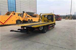 凌源非事故拖车