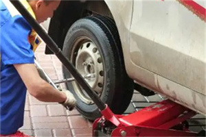 凌源附近拖车24小时服务热线电话